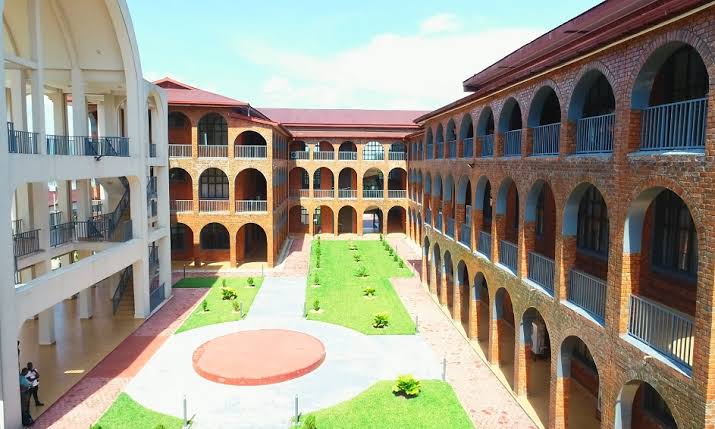 Une vue de Mapon University 