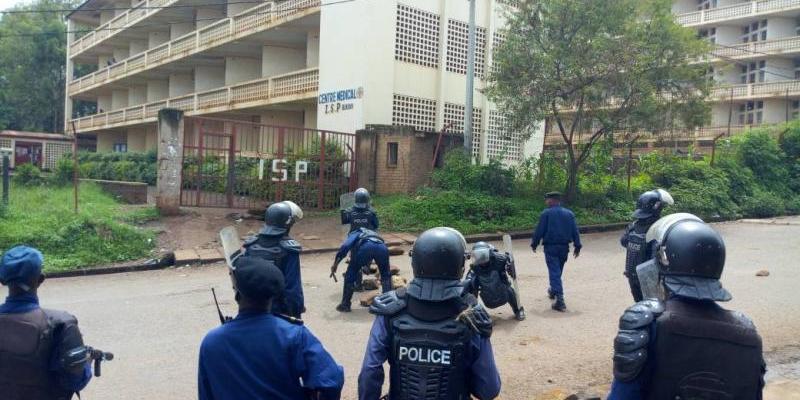 Illustration/les policiers lors d'une manifestation des étudiants à l'ISP Bukavu.