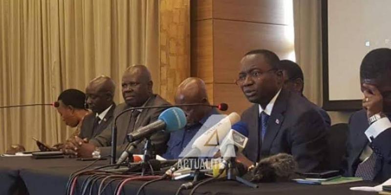 Le comité stratégique du FCC devant la presse à Kinshasa / Ph. Pascal Mulegwa 