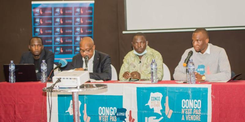 Les membres de Congo n'est pas à vendre