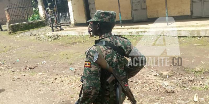 Un soldat ougandais de l'EAC à Bunagana