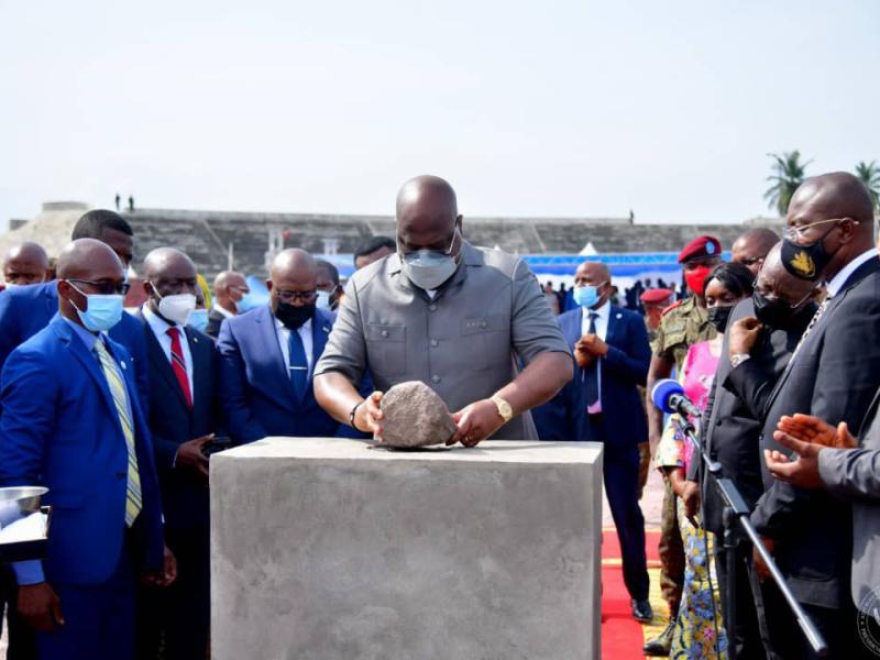  Félix-Antoine Tshisekedi Tshilombo lançant les travaux d'aménagement  et de réhabilitation des infrastructures devant accueillir les IXèmes Jeux de la Francophonie.